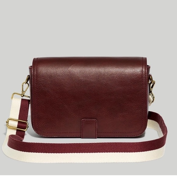 Madewell Handbags - Madewell The Transport Flap Shoulder Bag NH487